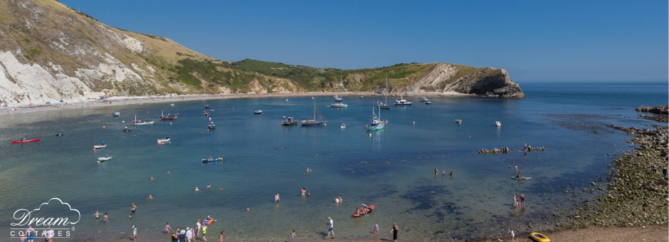 11 Best Beaches in Dorset Lulworth Cove