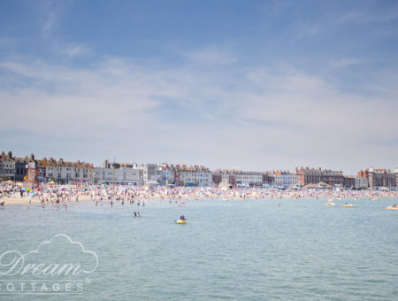 11 Best Beaches in Dorset - Weymouth beach (2)