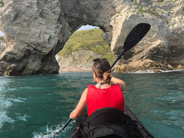 KAYAKING DURDLE DOOR